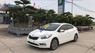 Kia K3 2.0AT 2016 - Cần bán gấp Kia K3 2.0AT sản xuất 2016, màu trắng, giá 535tr