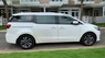 Kia Sedona 2017 - Bán xe Kia Sedona màu trắng đời 2017 máy dầu siêu đẹp, trả trước 400 triệu nhận xe ngay