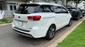 Kia Sedona 2017 - Bán xe Kia Sedona màu trắng đời 2017 máy dầu siêu đẹp, trả trước 400 triệu nhận xe ngay