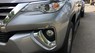 Toyota Fortuner 2020 - Bán xe Toyota Fortuner 2.7V 4x2 AT năm sản xuất 2019, màu bạc, xe nhập