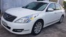 Nissan Teana 2010 - Cần bán gấp Nissan Teana sản xuất năm 2010, màu trắng xe gia đình