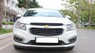 Chevrolet Cruze LT 1.6MT 2017 - Cần bán Chevrolet Cruze LT 1.6MT sản xuất 2017, màu trắng xe gia đình
