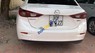 Mazda 3   2016 - Cần bán lại xe Mazda 3 sản xuất 2016, màu trắng xe gia đình, giá 580tr
