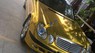 Mercedes-Benz E class 2004 - Cần bán xe Mercedes sản xuất 2004, màu vàng