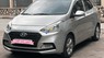 Hyundai Grand i10 2017 - Cần bán lại xe cũ Hyundai Grand i10 năm sản xuất 2017, màu bạc  