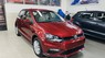 Volkswagen Polo 2020 - Volkswagen Polo Hatchback màu đỏ 2020 xe nhập khẩu giá chỉ 695 triệu, dòng xe đô thị