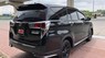 Toyota Innova Venturer 2017 - Bán Toyota Innova Venturer năm sản xuất 2017, màu đen, 780tr