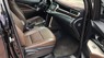 Toyota Innova Venturer 2017 - Bán Toyota Innova Venturer năm sản xuất 2017, màu đen, 780tr