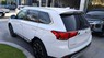 Mitsubishi Outlander 2.4 CVT 2019 - Bán xe Mitsubishi Outlander 2.4 CVT, màu trắng, bán trả góp  