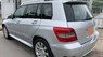 Mercedes-Benz GLK 2010 - Nhà cần bán xe Mercedes 2010, màu bạc, giá tốt