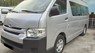 Toyota Hiace 2018 - Nhà cần bán lại xe Toyota Hiace 2018, màu bạc, xe nhập