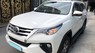 Bán xe Toyota Fortuner MT, dầu 2019, màu trắng