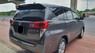 Toyota Innova E 2018 - Cần bán xe Toyota Innova 2.0E 2018 màu xám, xe đẹp đi kĩ chính hãng Toyota Sure