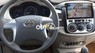 Toyota Innova 2.0E 2014 - Cần bán gấp Toyota Innova 2.0E đời 2014, màu bạc số sàn