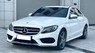 Mercedes-Benz C300 AMG 2017 - Nhà cần bán Mercedes C300 AMG 2017, số tự động, màu trắng