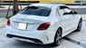 Mercedes-Benz C300 AMG 2017 - Nhà cần bán Mercedes C300 AMG 2017, số tự động, màu trắng