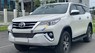 Toyota Fortuner 2019 - Màu trắng máy dầu
