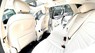 Mercedes-Benz GLC 300 2020 - Bán xe màu trắng, nội thất kem cực đẹp, giá 2 tỷ 350tr