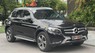 Mercedes-Benz GLC 250 2017 - Màu đen, nội thất kem