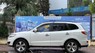 Hyundai Santa Fe 2011 - Màu trắng giá hữu nghị