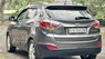 Hyundai Tucson 2010 - Màu xám xe gia đình