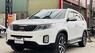 Kia Sorento 2020 - Màu trắng, giá chỉ 699 triệu