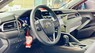 Toyota Camry 2020 - Xe màu đỏ