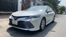 Toyota Camry 2020 - Màu trắng, đăng ký 2021 cá nhân mới đi 17.000 km, đẹp nguyên bản