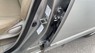 Toyota Innova 2.0G 2011 - Bán xe Toyota Innova 2.0G 2011, màu bạc