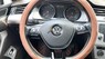 Volkswagen Passat 2017 - Máy 1.8 Turbo ít hao xăng 100km/8 lít, màu vàng cát, full cao cấp nhất đủ đồ