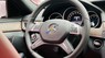 Mercedes-Benz E200 2015 -  Màu trắng, nội thất đỏ