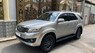 Toyota Fortuner 2.7V AT 2016 - Bán XE TOYOTA FORTUNER 2016 màu xám bạc 2.7V AT xe gia sử dụng 1 chủ từ đầu xe đẹp xe bao test thoai mái