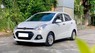 Hyundai i10 2017 - Bán xe Hyundai i10 2017, Số sàn 1.2, bản full option, màu trắng, nhập Ấn Độ. 