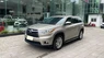 Toyota Highlander LE 2.7 nhập Mỹ 2015 - Bán Toyota Highlander LE 2.7 nhập Mỹ, sản xuất 2015, xe cực mới.