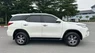 Toyota Fortuner 2.7V 4x2AT 2019 - Cần bán Toyota Fortuner 2.7V 4x2AT năm 2019, màu trắng