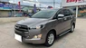 Toyota Innova 2.0E 2020 - Cần bán gấp Toyota Innova 2.0E 2020, màu xám