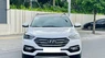 Hyundai Santa Fe 2.2D Full dầu 4WD 2019 - Xe Hyundai Santa Fe 2.2D Full dầu 4WD 2019, màu trắng giá cạnh tranh