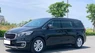 Kia Sedona 3.3 GATH xăng 2017 - Bán Kia Sedona 3.3 GATH xăng 2017, màu đen, giá chỉ 550 triệu