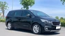 Kia Sedona 3.3 GATH xăng 2017 - Bán Kia Sedona 3.3 GATH xăng 2017, màu đen, giá chỉ 550 triệu