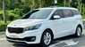 Kia Sedona GATH full xăng 2017 - Cần bán xe Kia Sedona GATH full xăng 2017, màu trắng