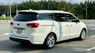 Kia Sedona GATH full xăng 2017 - Cần bán xe Kia Sedona GATH full xăng 2017, màu trắng